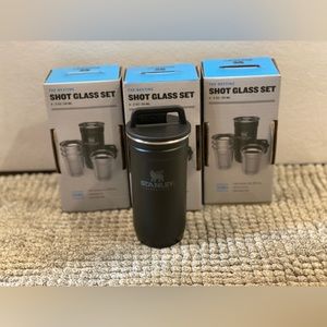 16 Stanley Shot Glasses Black Case